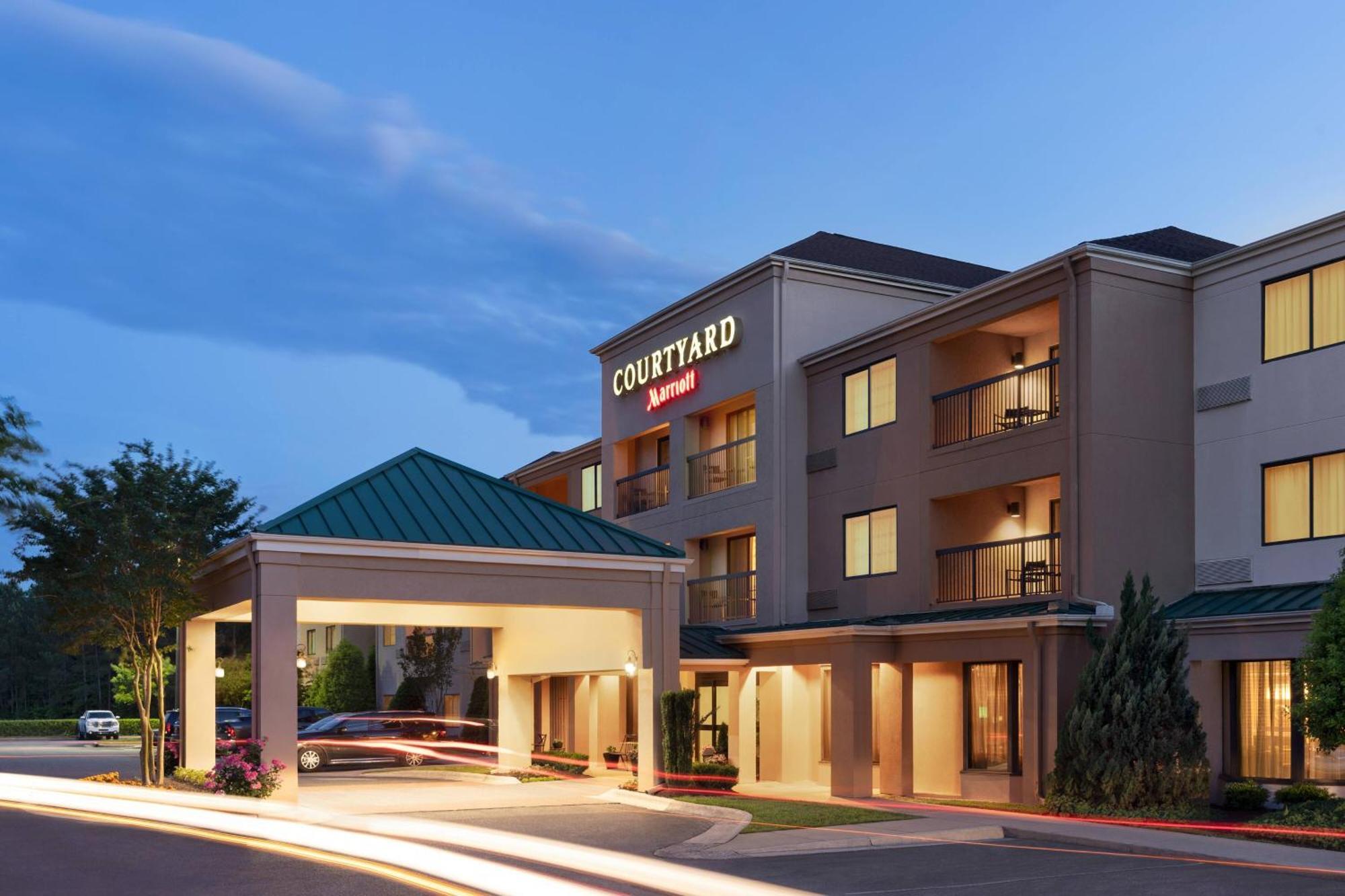 Courtyard Greenville Exterior photo